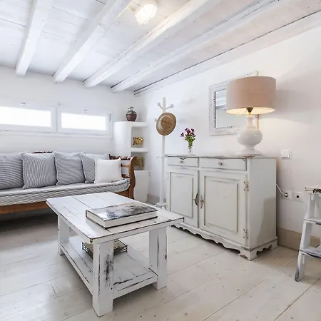 Denia Seaside Mykonos, Private Heated Pool! *