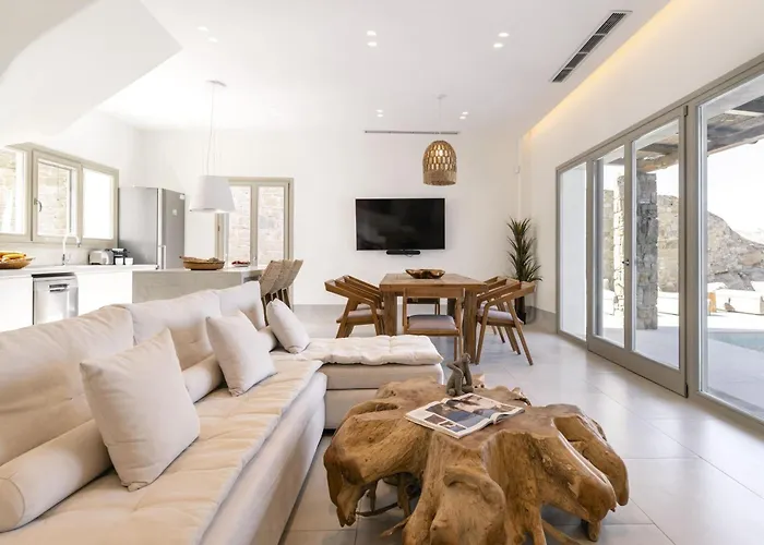 Villa Denia Seaside Mykonos, Private Heated Pool! Ornos (Mykonos)