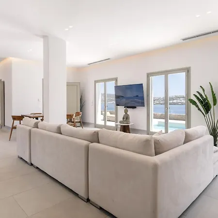 Villa Denia Seaside Mykonos, Private Heated Pool! *