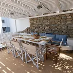 Denia Seaside Mykonos, Private Heated Pool! Villa