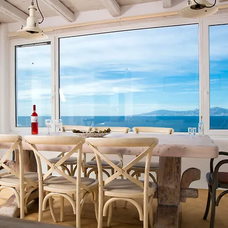 Denia Seaside Mykonos, Private Heated Pool! Villa