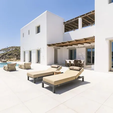 Denia Seaside Mykonos, Private Heated Pool! *