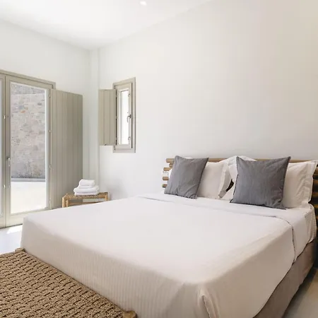 Villa Denia Seaside Mykonos, Private Heated Pool! *